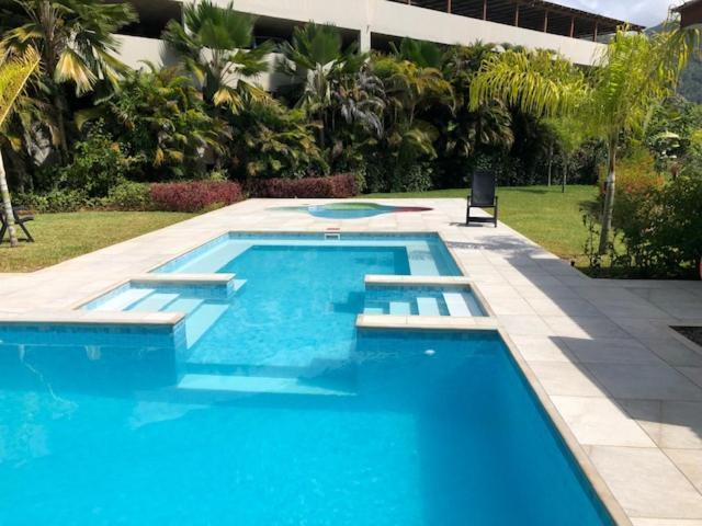 Cocoon Apartment Victoria Exterior foto